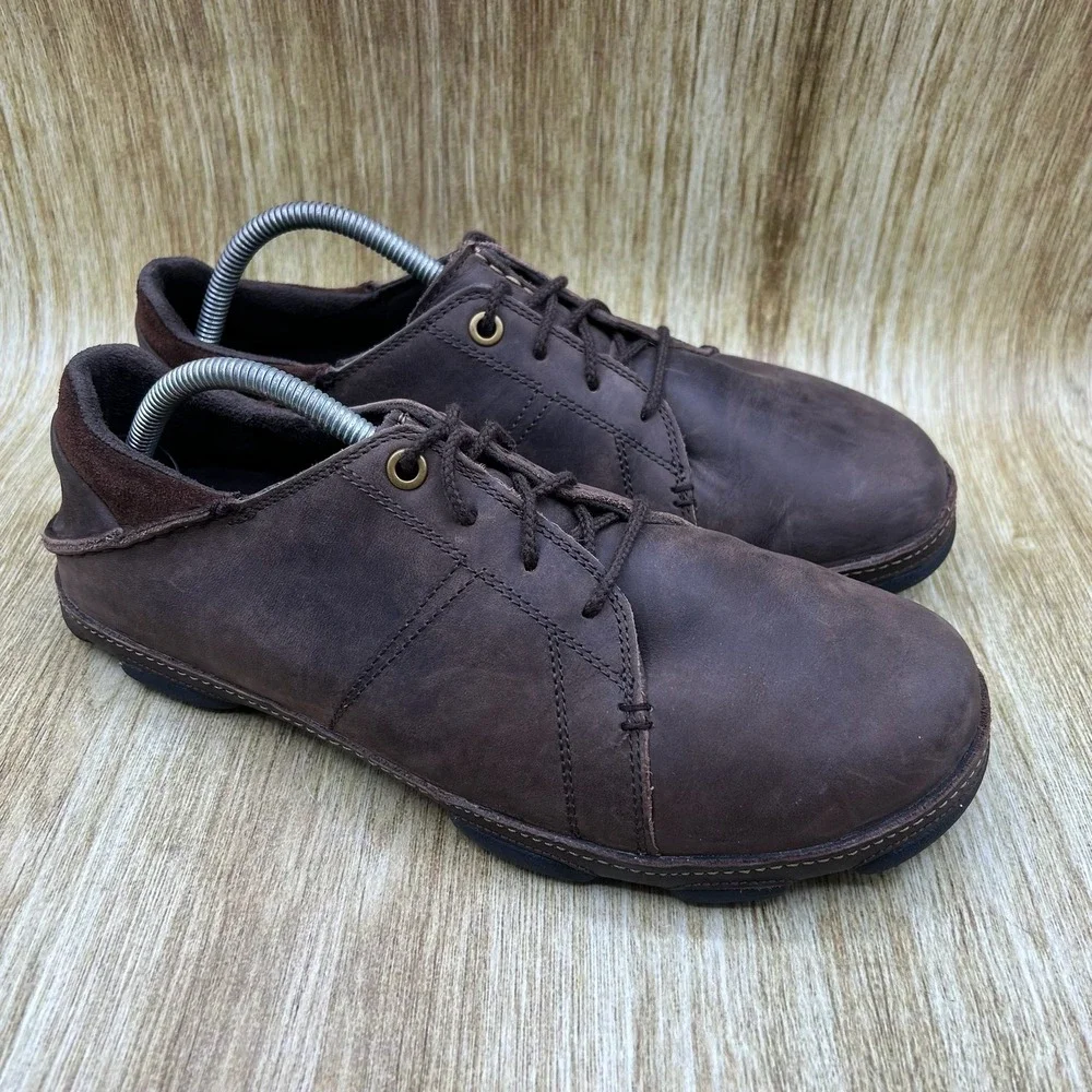 OluKai Hano Oxford Men's Size 10 Dark Brown Leather Lace Up Drop-In Heel Casual‎
